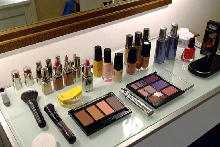How AI and ERP Systems are Transforming Johor Bahru’s Cosmetics Industry